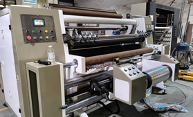DFQ1600B4型电脑控制高速BOPP薄膜分华体会注册
